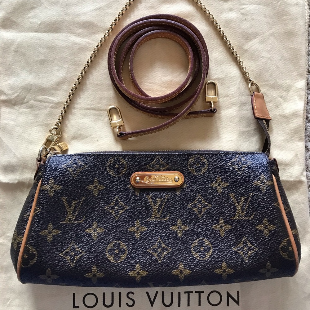 ❗️SOLD❗️Louis Vuitton Eva Clutch